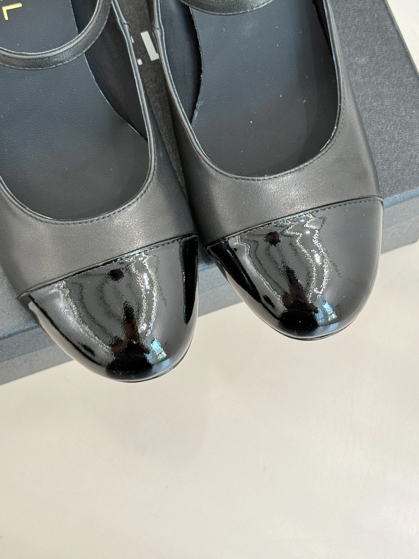 COCO-- 3h1958 G46775-B22202-94305 Heel height ：8.5cm item:E-X158I2402
